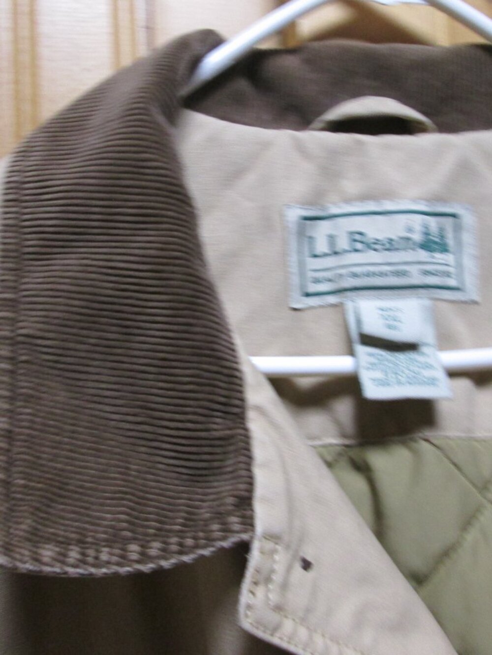 mens vtg LL Bean 2 xl quilted lined chore coat barn coat khaki Tan - Picture 6 of 7